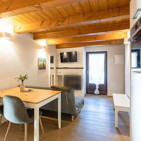 Cachettes Apartment La Salle Bagian luar foto